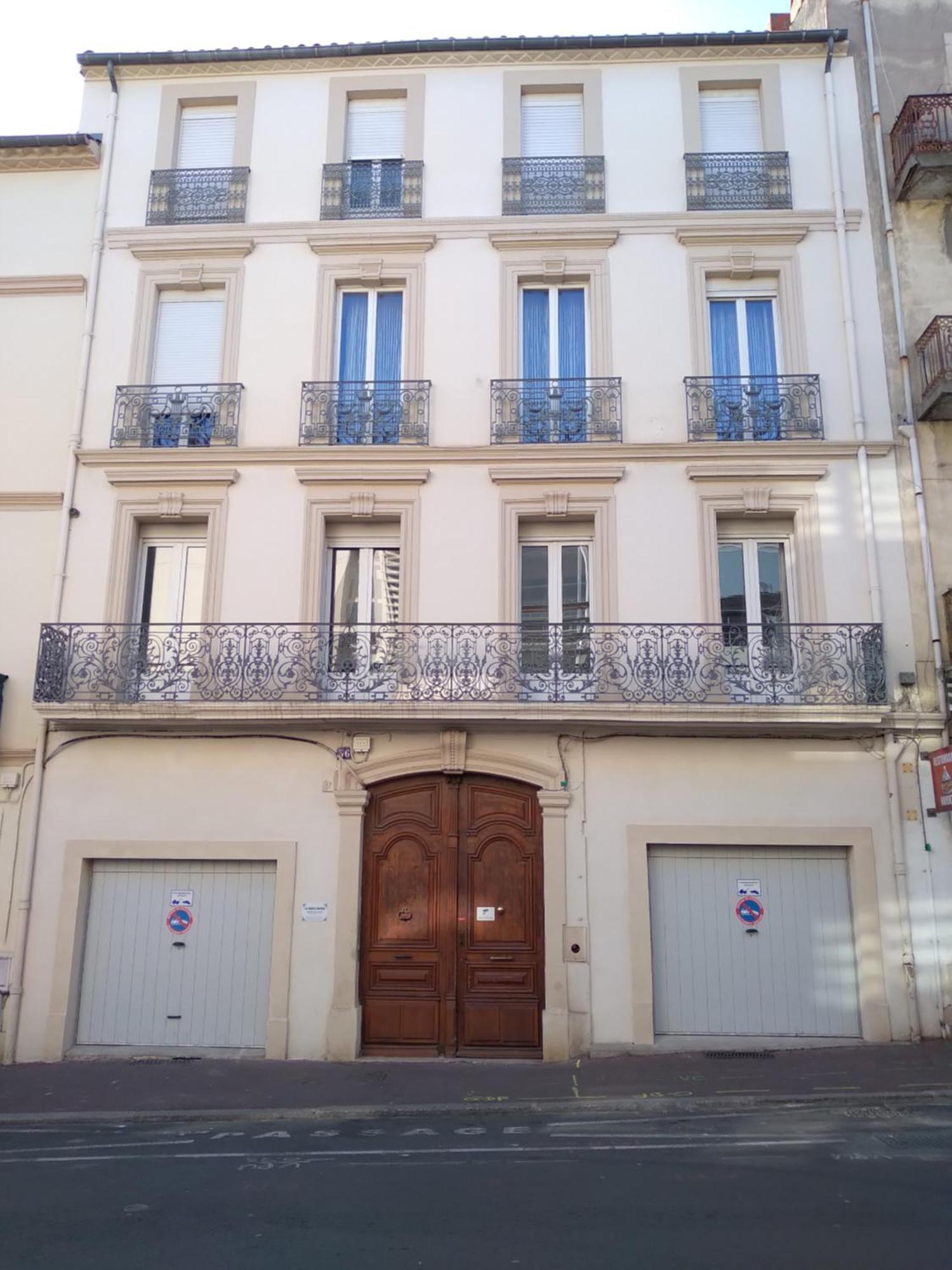 Saëns 01-T2-terrasse avec garage privé optionnel-Centre historique et plages à 16km ! Béziers Exterior foto